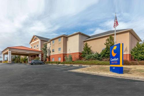 Batesville Hotel | Comfort Suites Batesville
