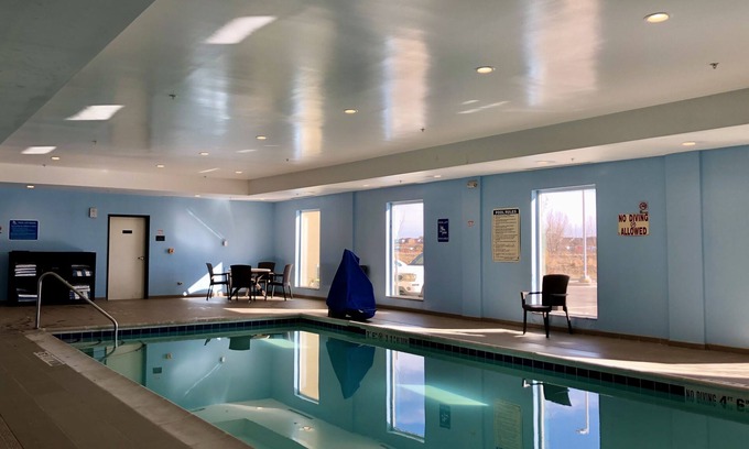 Dupont Hotel | Comfort Suites Denver International Airport