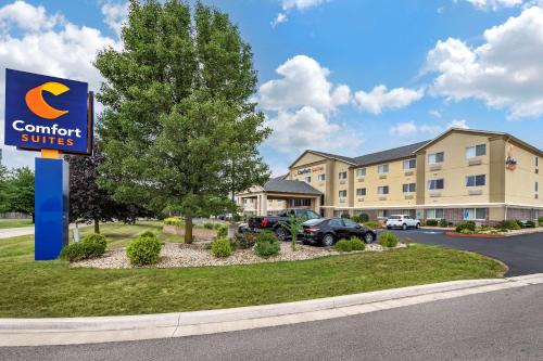 Elkhart Hotel | Comfort Suites Elkhart North