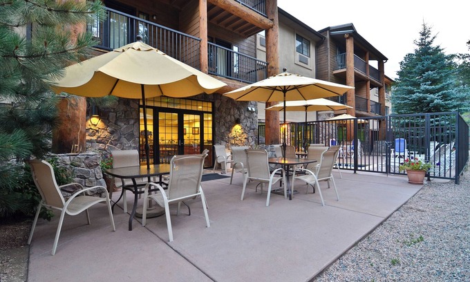 North Central Evergreen Hotel | Comfort Suites Golden West on Evergreen Parkway