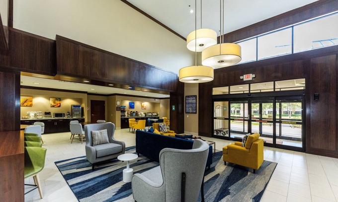 Barker Hotel | Comfort Suites Houston West at Clay Road