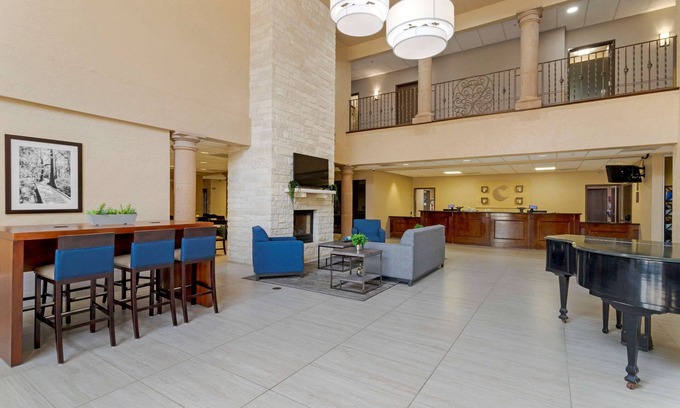 Humble Hotel | Comfort Suites Kingwood Houston North