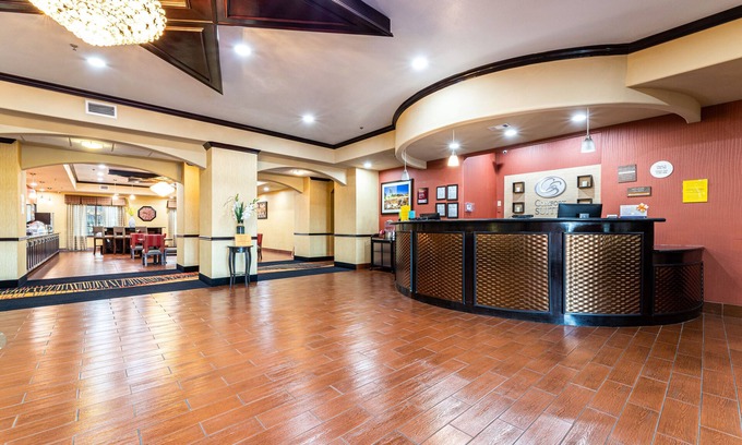 Fort Worth Hotel | Comfort Suites Lake Worth