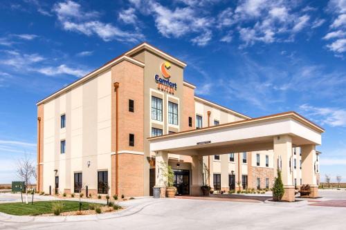 Liberal Hotel | Comfort Suites Liberal North