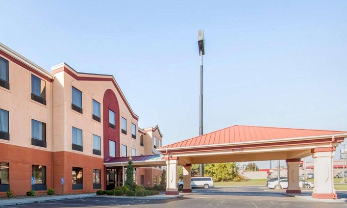 London Hotel | Comfort Suites London South