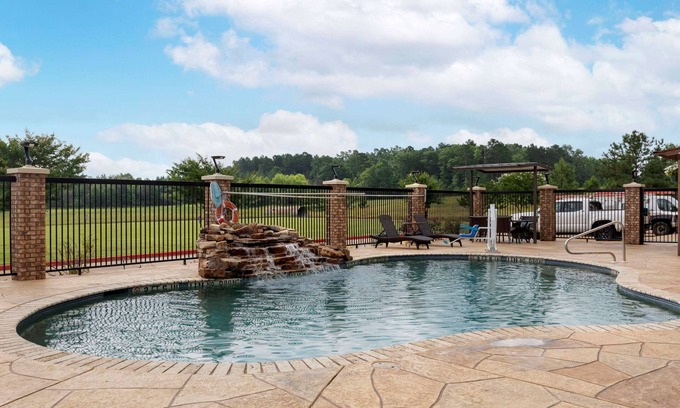 Marshall Hotel | Comfort Suites Marshall