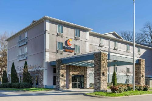 Nashville Hotel | Comfort Suites Nashville Airport - BNA