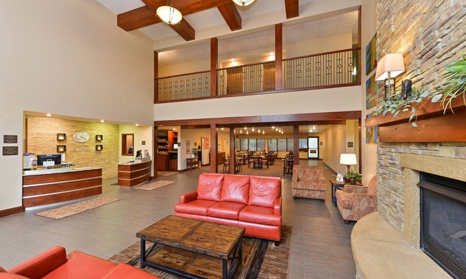 Springfield Hotel | Comfort Suites near Route 66