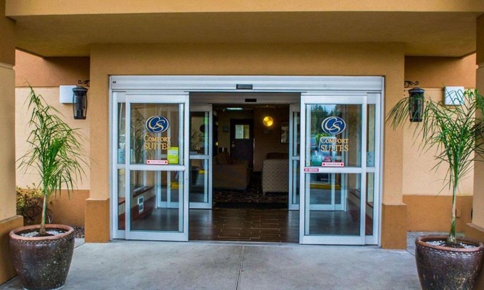 Far Southwest Hotel | Comfort Suites Portland Southwest