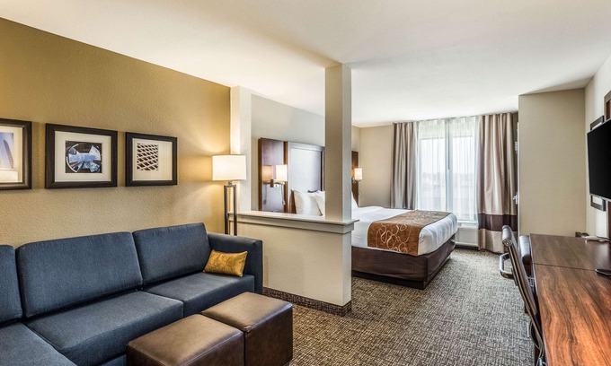 Channelview Hotel | Comfort Suites