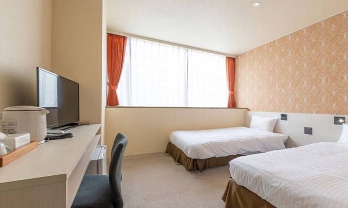 Higashishinsaibashi Hotel | Comfort Twin room only plan twoperson trip/Osaka Ōsaka