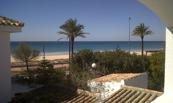 Chiclana de la Frontera Ski Chalet | Comfortable holiday home, on La Barrosa Beach, max. 7 persons