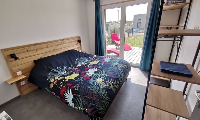 Les Moitiers-d'Allonne Cottage | Comfortable 4-person gîte close to the sea