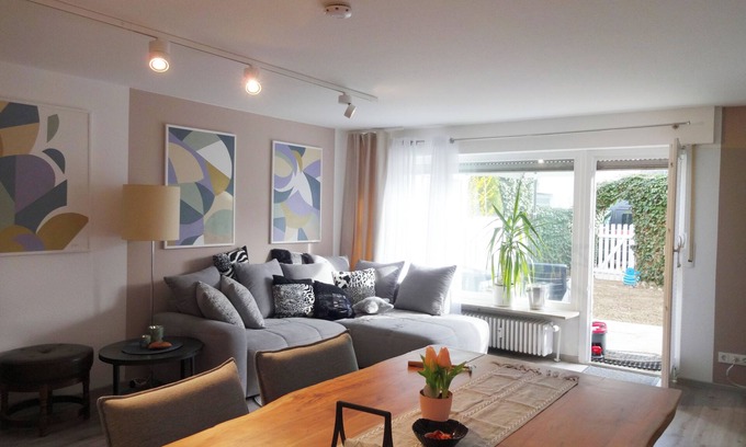 Busingen am Hochrhein Apartment | Comfortable Holiday Apartment with Garden