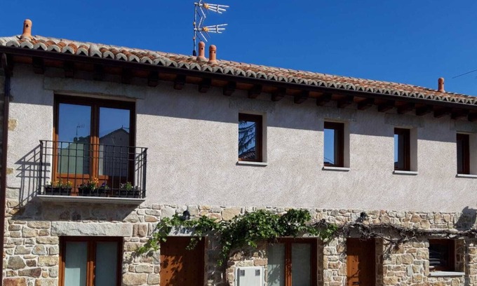 Buitrago del Lozoya House | COMFORTABLE CASA PARRA