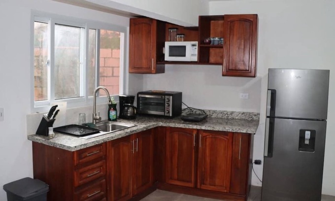 Desamparados Apartment | Comfortable 2 bedroom rental unit 10 min from SJO