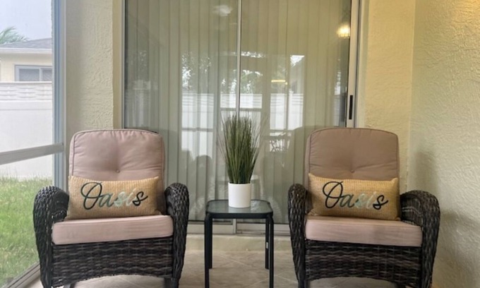 Virginia Trace House | Comfortable 2-BR home in heart of The Villages with Gas golf car,high speed WiFi