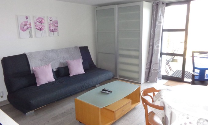 Rumilly Apartment | Comfortable 25m2 studio between Annecy and Aix-les-Bains