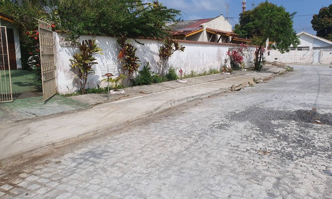 Itaparica House | Comfortable 3/4 bedroom house with patio, 100 m from the beach