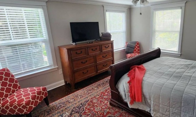 Miramar House | Comfortable 4 bedroom