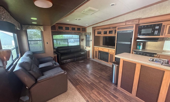 Moravia House | Comfortable Accommodations Near Rathbun Lake