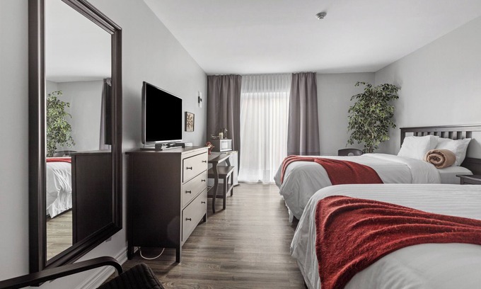 The Nation House | Comfortable & Affordable Stay at The Restauparc Motel. Your Home Away from Home
