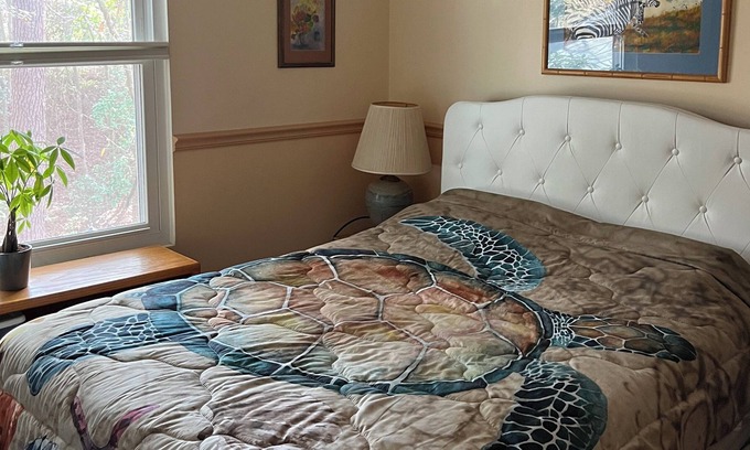 North Charleston Condo | Comfortable and centrally located