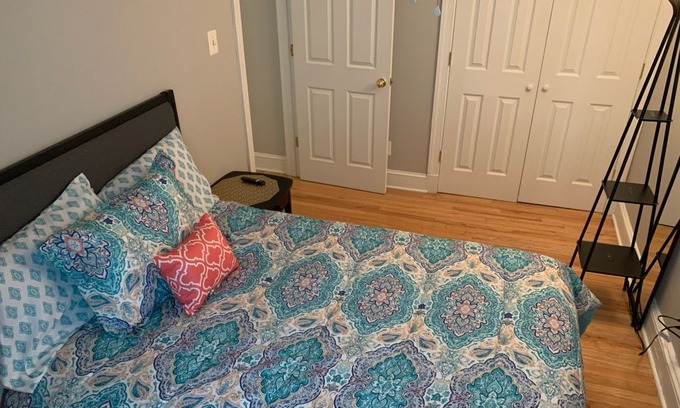 Manayunk House | Comfortable and Cozy Townhouse in Philadelphia (Manayunk)