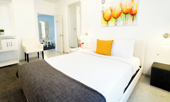Aibonito Hostel | Comfortable and Elegant Aibonito Hotel/FREE PARKING & WIFI/GOOD AREA - 209