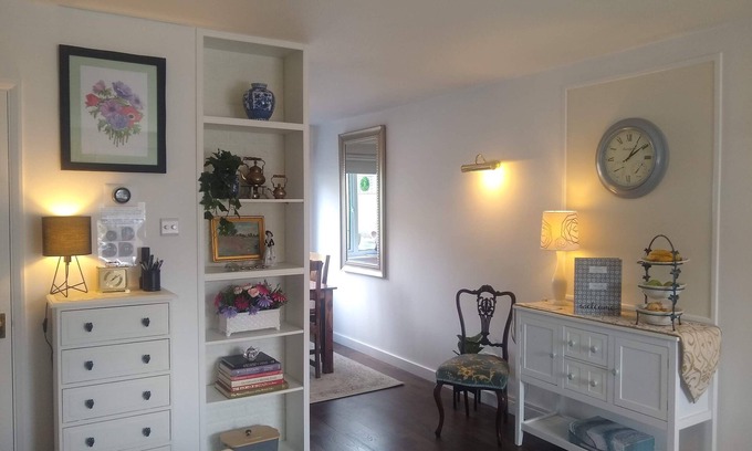 Wantage House | Comfortable and Private House, 2 Bed, Central, Perfect for Harwell & Williams F1