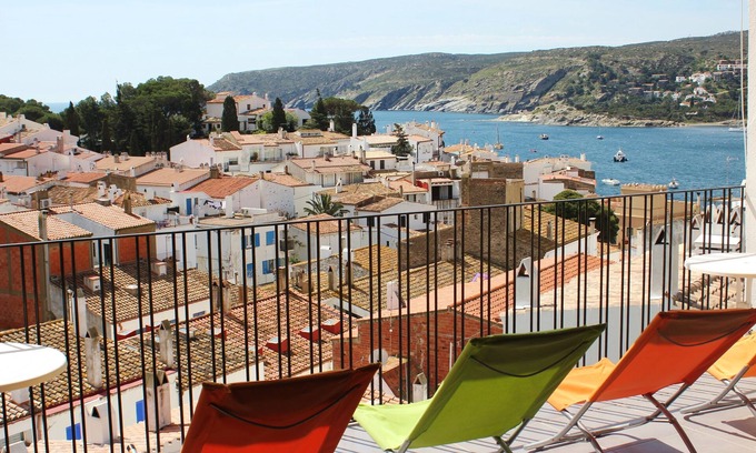Cadaques Apartment | Comfortable apartment, very quiet, superb sea view, sleeps 4/6