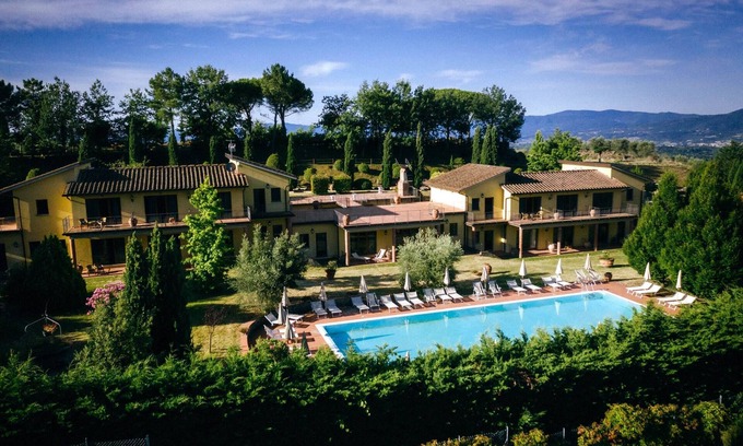 San Donato in Fronzano Apartment | Comfortable apartment in a beautiful resort