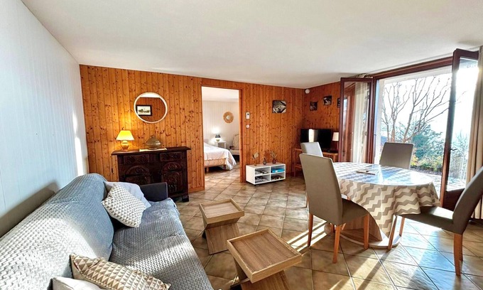 Veyrier-du-Lac Apartment | Comfortable apartment with terrace and WiFi