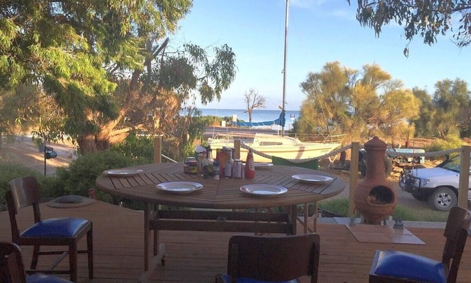 Para Wurlie House | Comfortable beachfront family holiday house at Yorke Peninsula SA