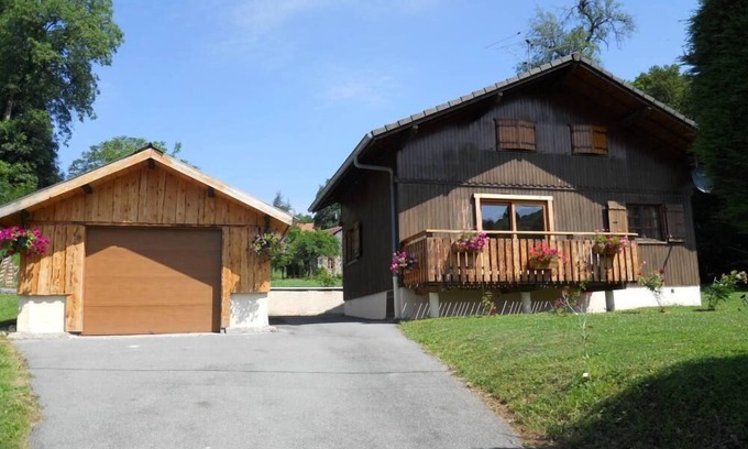Bogeve Ski Chalet | Comfortable chalet in the mountains, close to Geneva and the Lake Geneva