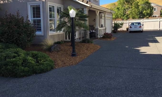 Petaluma House | Comfortable clean modern home in a great neighborhood close to downtown Petaluma