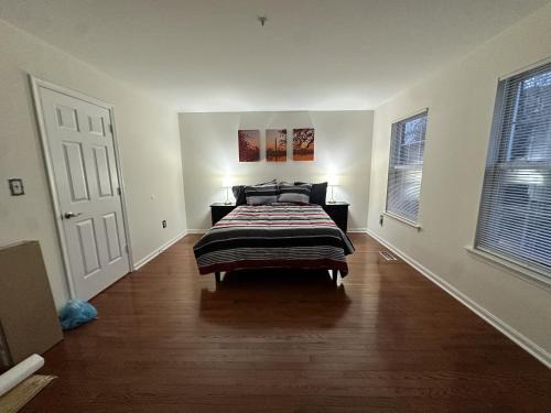 Suitland House | Comfortable, Convenient Room near DC