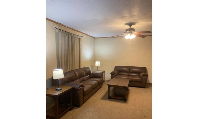 Start House | Comfortable country setting close to town