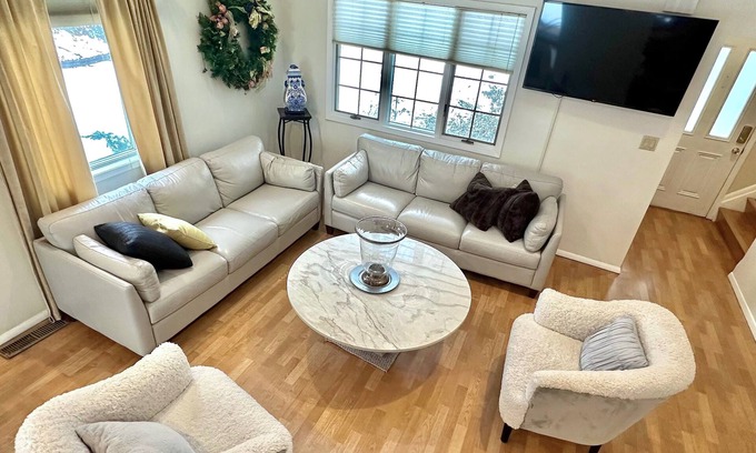 Port Washington House | Comfortable, Entire House for rent. 4 bedroom, 3 baths