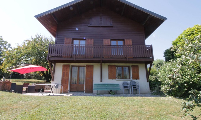 Viviers-du-Lac Ski Chalet | Comfortable family chalet 5 min. drive from the lake