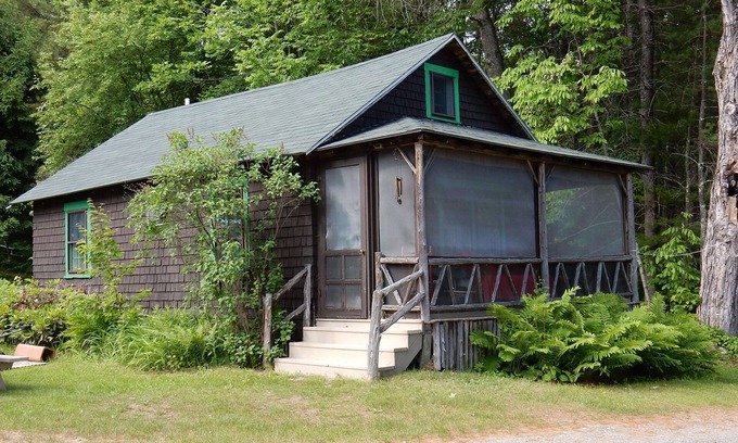 Industry Cabin | Comfortable Family Cottage on Clearwater Lake, Industry, ME