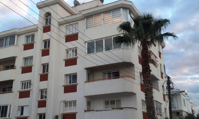 Yenisehir Apartment | Comfortable Flat in Ideal Lefkosa Location