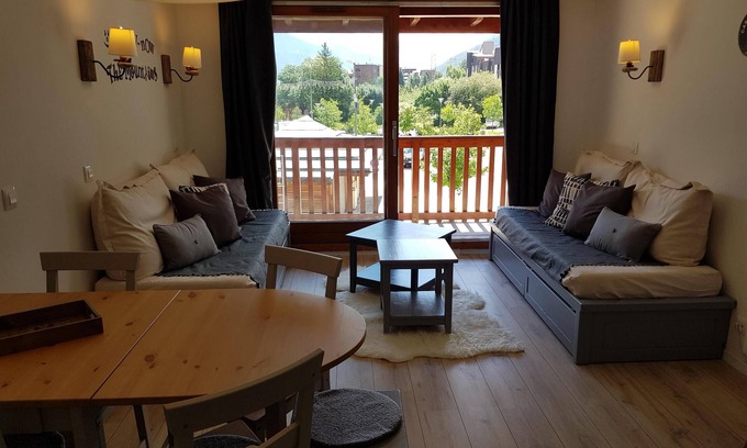 La Salle-les-Alpes Apartment | Comfortable duplex apartment renovated - 6 people - Close to ski slopes