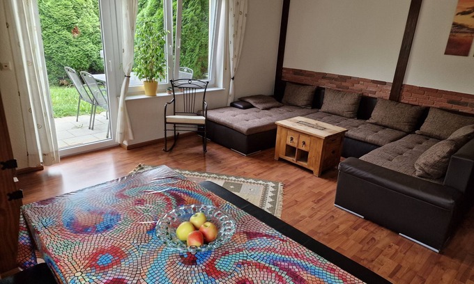 Reichartshausen Apartment | comfortable home in wonderful nature children and domestic animals welcome