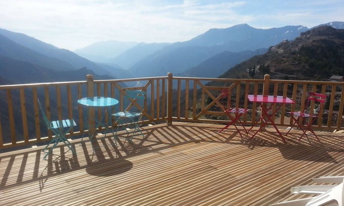 Rimplas Villa | Comfortable house in the mountains in the Mercantour doors