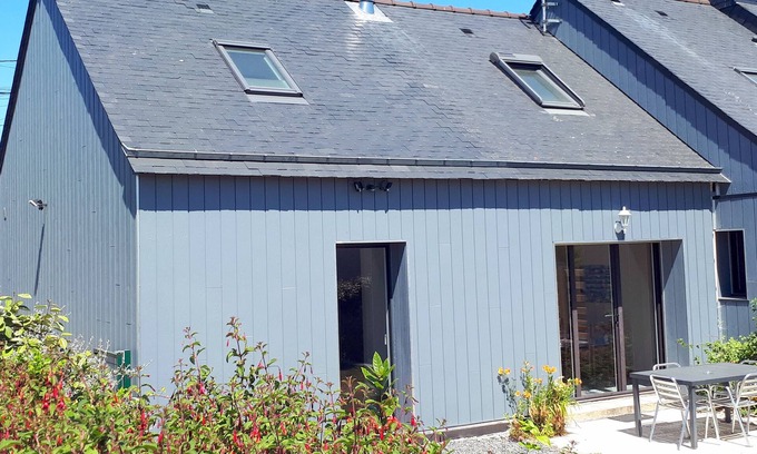 Cancale House | Comfortable house, quiet, garden, access to beaches on foot