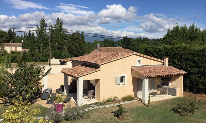 Carpentras Cottage | COMFORTABLE INDIVIDUAL GITE - MONT VENTOUX - LUBERON - AVIGNON - SPLASHWOR