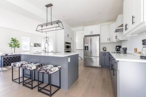 London House | Comfortable Lux, Sleeps 10, PingPong, Movie Room
