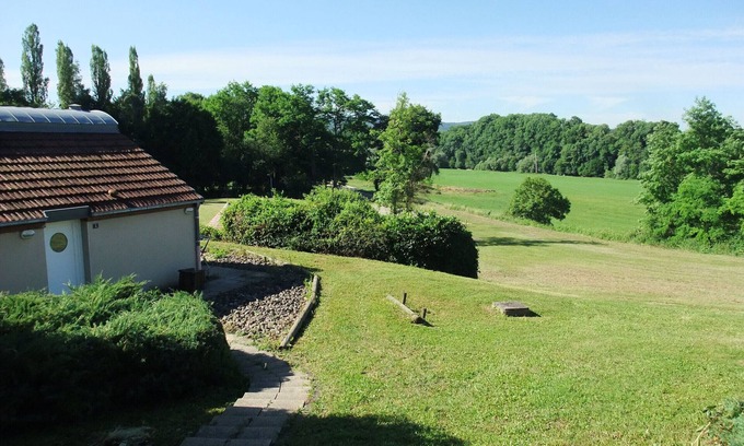 Larians-et-Munans Cottage | Comfortable Pavilion in the Ognon Valley