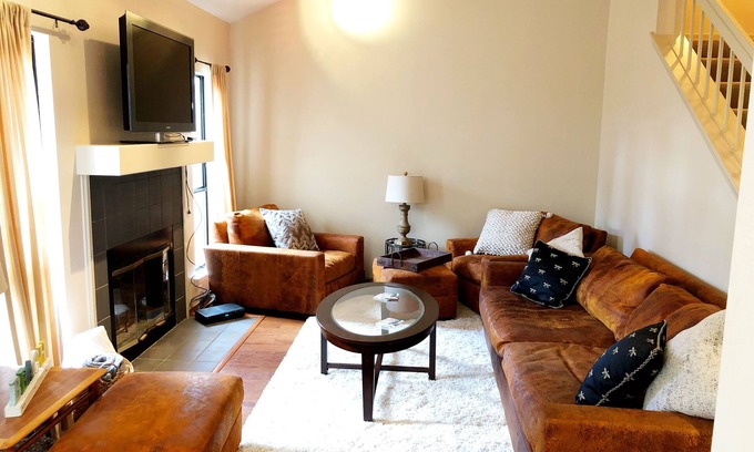 San Luis Obispo House | Comfortable quiet townhouse with pool and convenient location